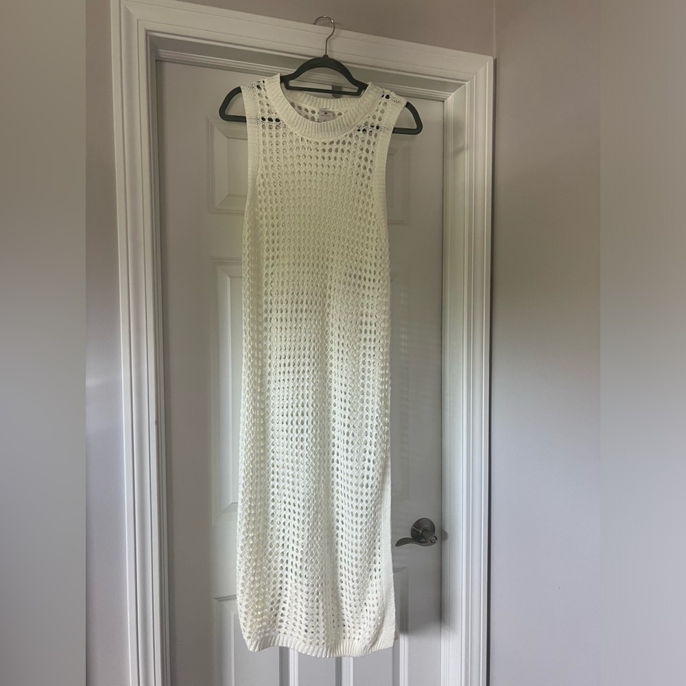 Shade & Shore Crochet cover up - Picture 4 of 4